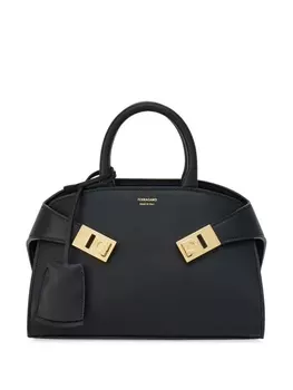 Ferragamo мини-сумка Hug, черный