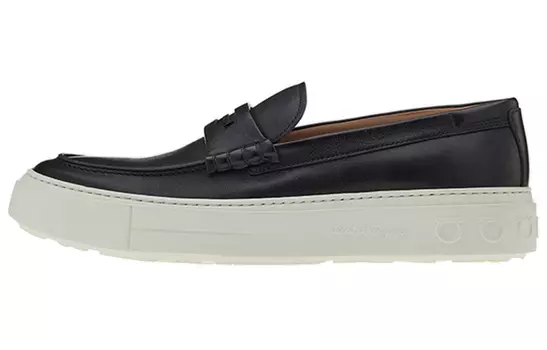 FERRAGAMO Женская повседневная обувь