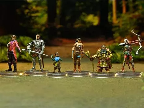 Фигурка Dungeons & Dragons Icons of the Realms: Voices of the Realms - Band of Heroes Starter Pack Set Wizkids