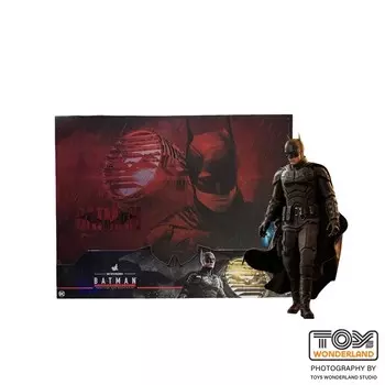 Фигурка Hot Toys DC, The Batman 1/6th Batman & Bat-Signal Collectible Set MMS641, 31 см