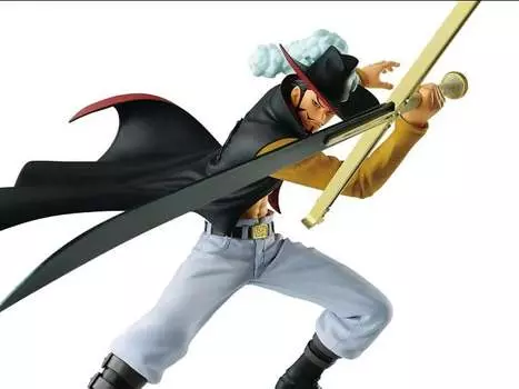 Фигурка One Piece Battle Record Collection Dracule Mihawk Banpresto