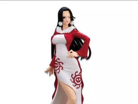 Фигурка One Piece Glitter & Glamours Boa Hancock Winter Style (Ver.A) Banpresto