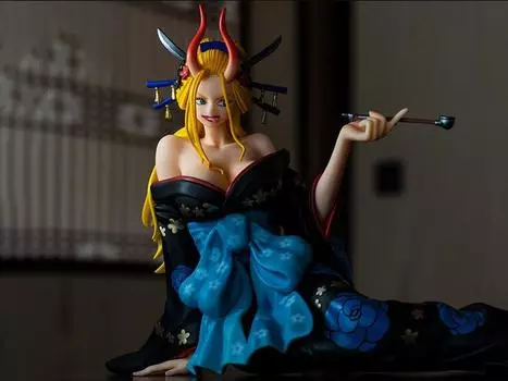 Фигурка One Piece Ichibansho Masterlise Exbloom Black Maria (Glitter of Ha) BANDAI SPIRITS
