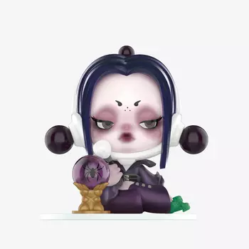 Фигурка Pop Mart Skullpanda x The Addams Family Series, Dark Night Morticia