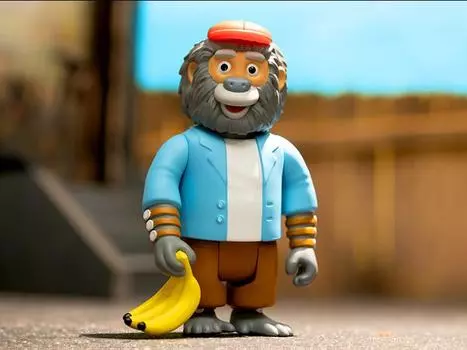 Фигурка Richard Scarry's Busy World ReAction Bananas Gorilla Figure Super7