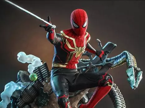 Фигурка Spider-Man: No Way Home MMS624 Spider-Man (Integrated Suit) Deluxe 1/6th Scale Collectible Figure Hot Toys