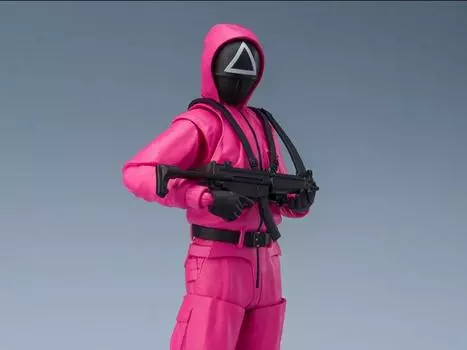 Фигурка Squid Game S.H.Figuarts Masked Soldier BANDAI SPIRITS
