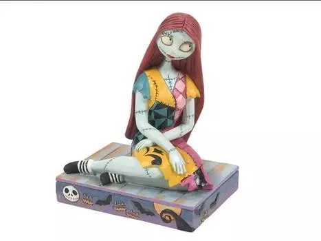 Фигурка The Nightmare Before Christmas 30th Anniversary Disney Traditions Sally Figurine (Jim Shore) Enesco, Llc