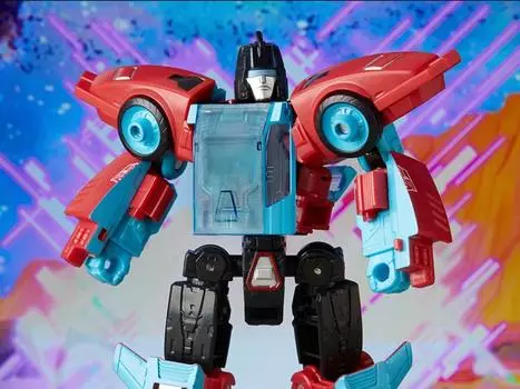 Фигурка Transformers: Legacy Deluxe Autobot Pointblank & Peacemaker Takara Tomy