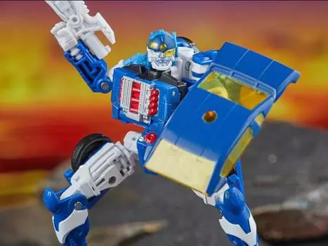 Фигурка Transformers: Legacy United Deluxe Robots in Disguise 2001 Universe Autobot Side Burn Takara Tomy
