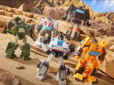 Фигурка Transformers: Legacy United Generations Selects Autobot Multipack Hasbro