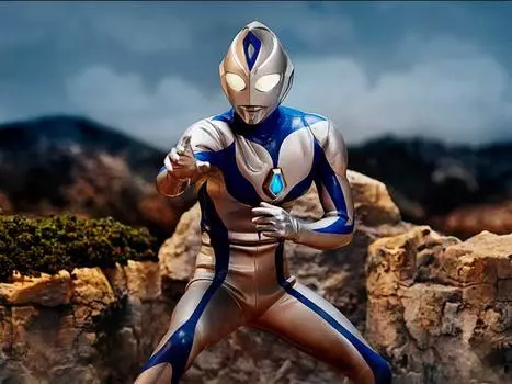 Фигурка Ultraman Dyna Hero's Brave Statue Figure Ultraman Dyna Aoki Kiseki No Hikari (Ver.A) Banpresto