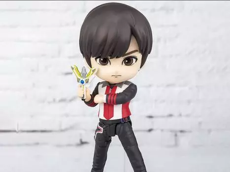 Фигурка Ultraman Trigger Figuarts mini Kengo Manaka Bandai Spirits