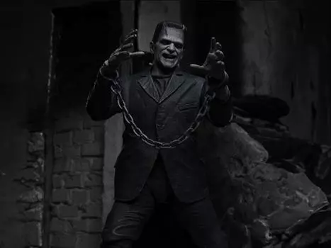 Фигурка Universal Monsters Ultimate Frankenstein's Monster (Black & White) Figure Neca