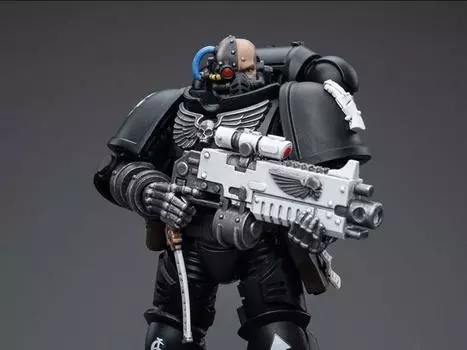 Фигурка Warhammer 40k Iron Hands Intercessors Brother Gravak 1/18 Scale Figure Joytoy