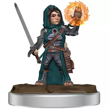 Фигурки Pathfinder Painted Premium: Female Halfling Cleric WizKids
