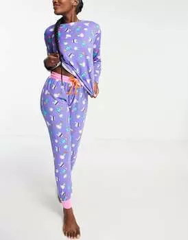 Фиолетовая длинная пижама с изображением кота-кактуса Chelsea Peers