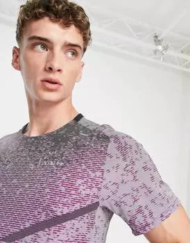 Фиолетовая футболка Nike Run Division ADV Techknit