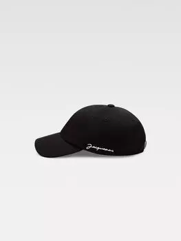 Фирменная бейсболка JACQUEMUS The Jacquemus cap, черный