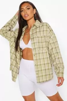 Фланелевая рубашка оверсайз petite Boohoo, оливковый