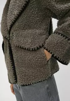 Флисовая куртка Object, оливковый