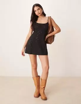 Free People пышное мини-платье-комбинация с ажурным узором черного цвета