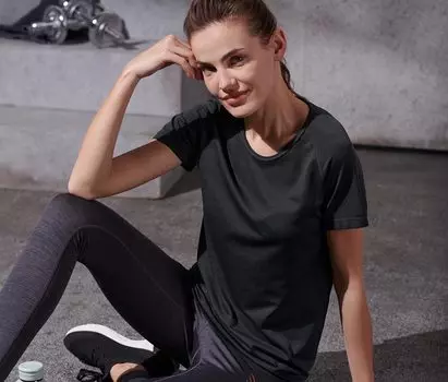 Функциональная рубашка бесшовная Tchibo, пятнистый черный