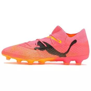 Футбольные бутсы FUTURE 7 ULTIMATE мужские низкие розовые/черные Puma
