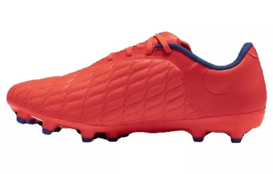 Футбольные бутсы Magnetico Select 3.0 унисекс с низким верхом Under Armour