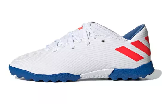 Футбольные бутсы Messi Kids GS Adidas