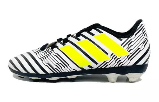 Футбольные бутсы Nemeziz Kids Kids Low-top белые/черные/желтые Adidas