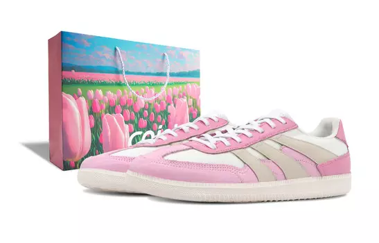 Футбольные бутсы Predator 24 League унисекс с низким верхом розового/белого цвета Adidas