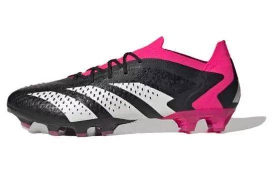 Футбольные бутсы Predator Accuracy.1 мужские низкие черные розовые белые Adidas