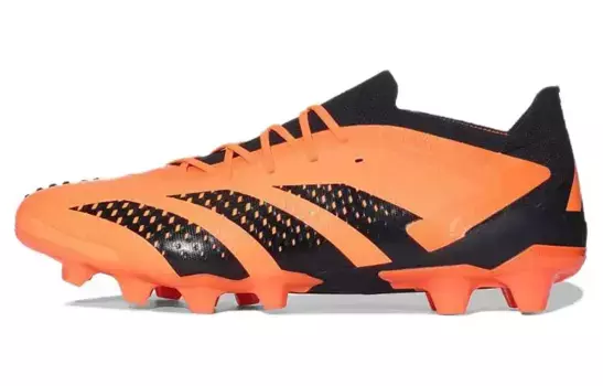 Футбольные бутсы Predator Accuracy.1 мужские низкие оранжевые/черные Adidas