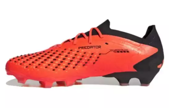 Футбольные бутсы Predator Accuracy.1 мужские низкие оранжевые/черные Adidas