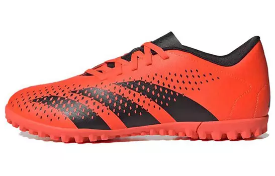 Футбольные бутсы Predator Accuracy.4 мужские низкие оранжевые Adidas