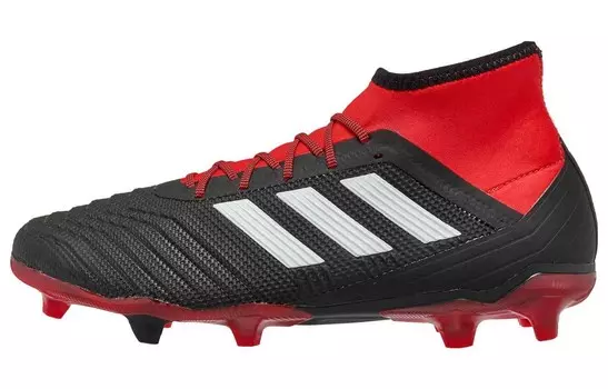 Футбольные бутсы серии PREDATOR мужские, среднего размера, черные Adidas