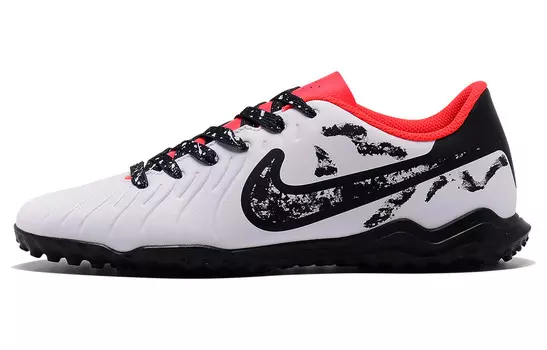 Футбольные бутсы Tiempo Legend 10 мужские низкие черные/белые Nike