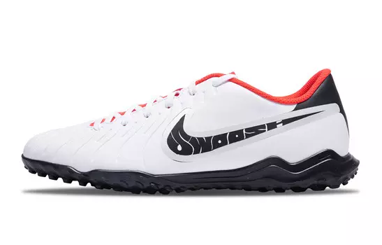 Футбольные бутсы Tiempo Legend 10 мужские низкие черные с белым серебром Nike