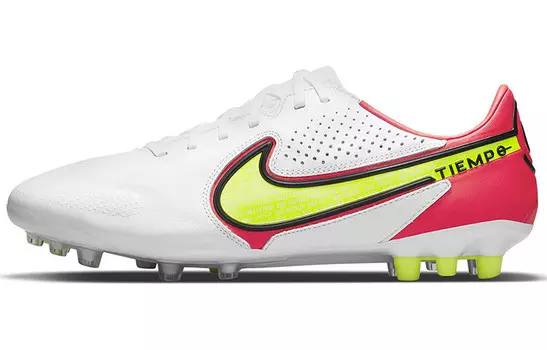 Футбольные бутсы Tiempo Legend 9 мужские низкие белые Nike