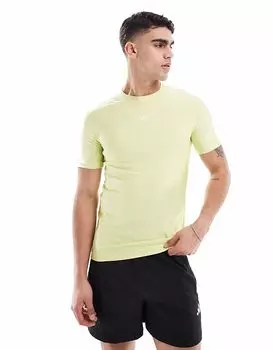 Футболка Adidas Originals Fashion Cut Line желтого оттенка