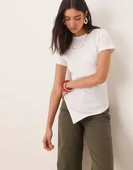 Футболка ASOS DESIGN асимметричного кроя с присборенными краями белого цвета