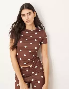Футболка ASOS DESIGN co-ord с принтом в горошек коричневого цвета