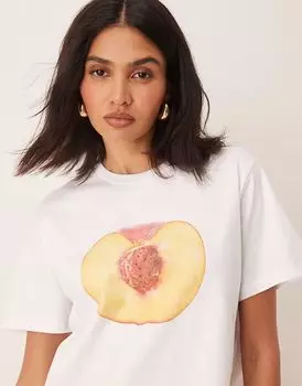 Футболка ASOS DESIGN прямого кроя с изображением персика белого цвета