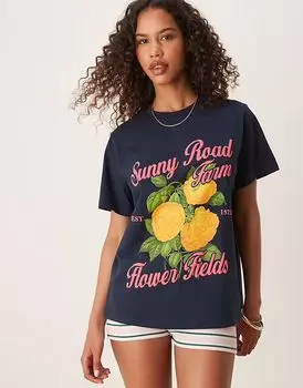 Футболка ASOS DESIGN прямого кроя с принтом в виде солнечного цветка темно-синего цвета