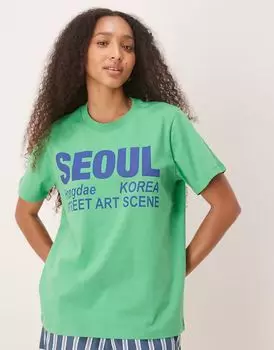 Футболка ASOS DESIGN прямого кроя с принтом «Сеул» зеленого цвета