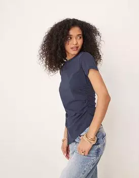 Футболка ASOS DESIGN с асимметричным кроем и сборками по бокам темно-синего цвета