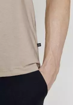 Футболка базовая 3Pack Matinique, черно-белая просто серо-коричневая