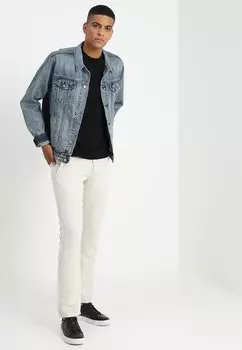 Футболка базовая Armani Exchange, черная
