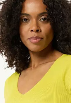 Футболка базовая Im Skinny Fit comma, желтая